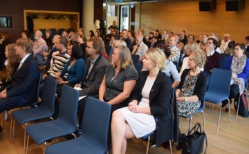 Tudományos konferencia a dombói vár régészeti kutatásának első öt évéről